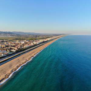 Una fotografía de Caldes d'Estrac en Catalunya. Mar Mediterraneo. Como si fuese tomada desde un dron, desde el cielo. --photo