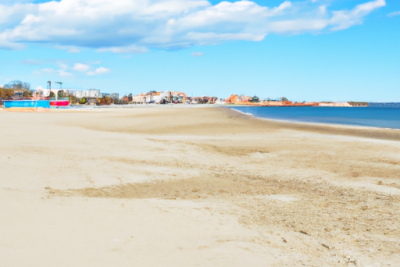 Vilanova Beach in Vilanova d'Alcolea is a peaceful beachfront area with golden sands, calm waters, and a relaxed ambiance, ideal for unwinding.